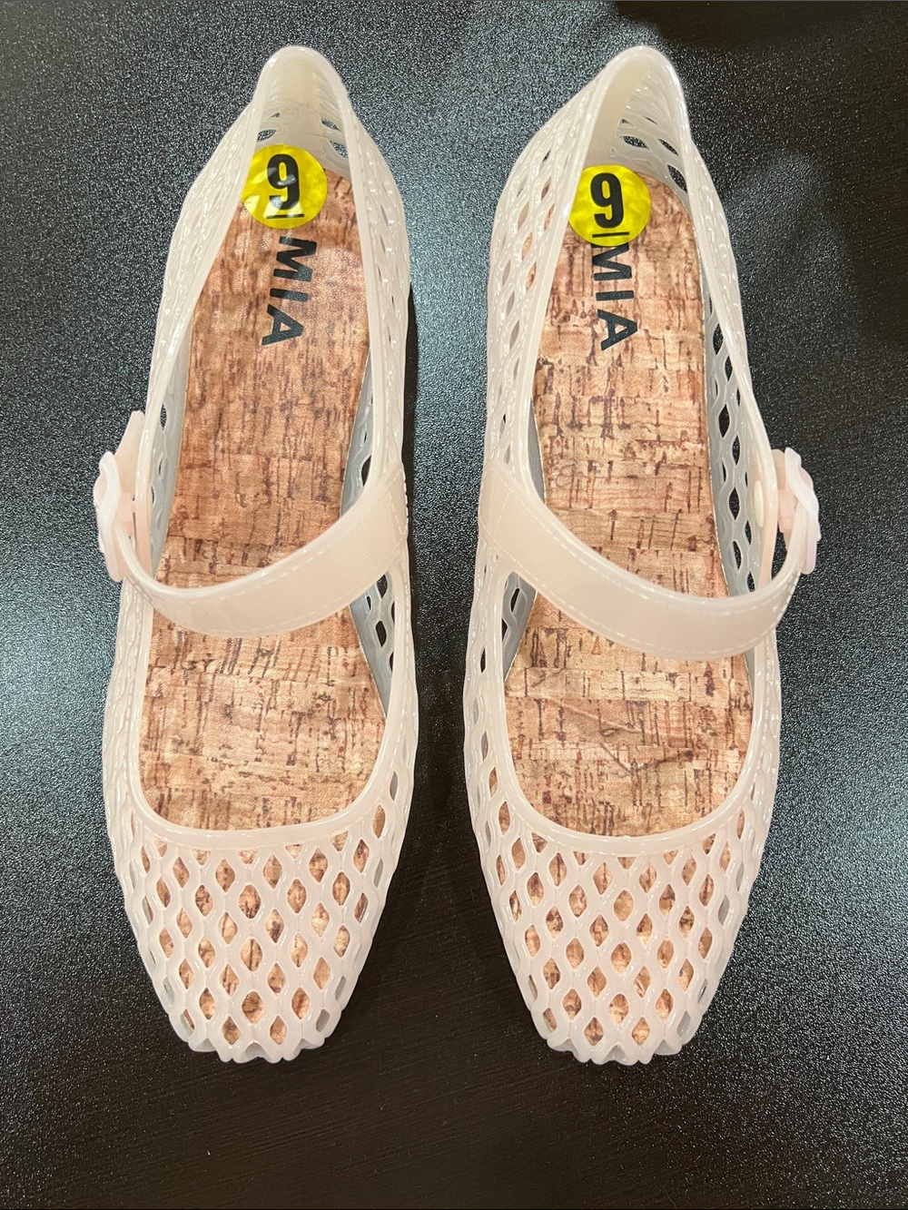 MIA Jelly Flats